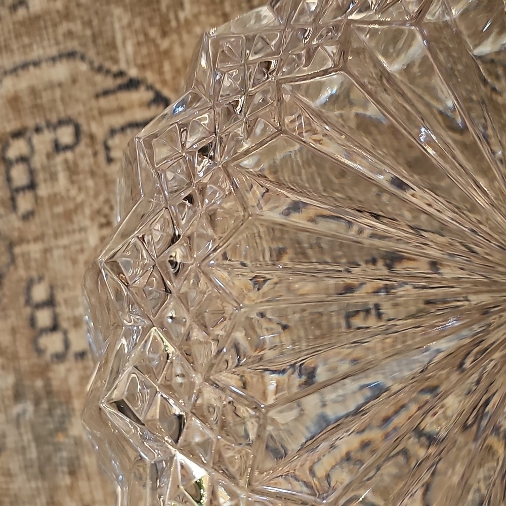 SALE! Vintage Crystal Serving Bowl - Picture 10 of 11